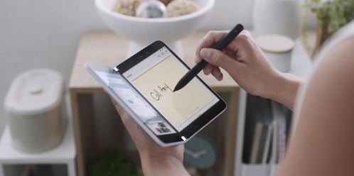 微软Surface Duo安卓手机参数曝光 硬件配置不及安卓旗舰，软件生态成焦点